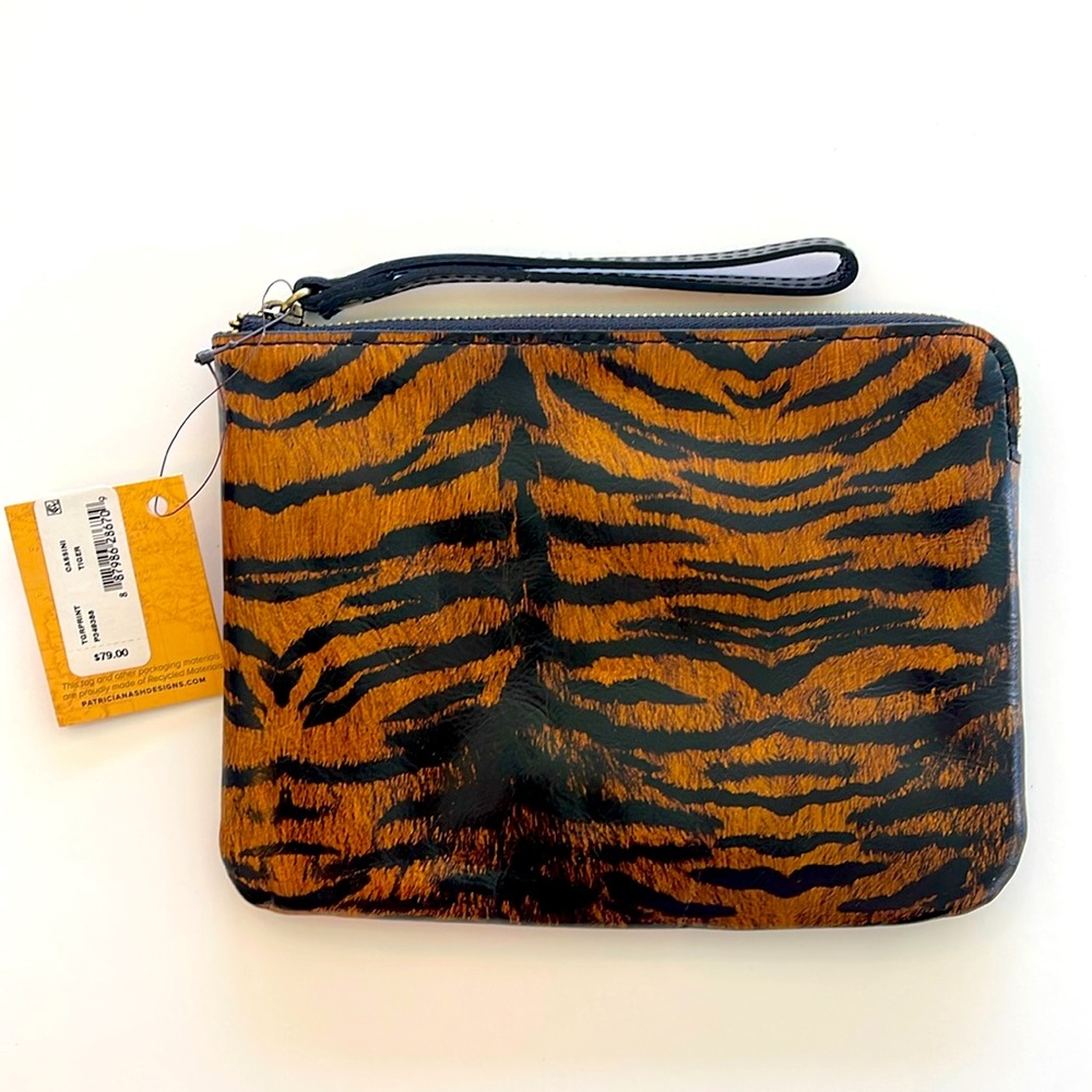 Patricia Nash Cassini Wristlet -Tiger pattern NWT